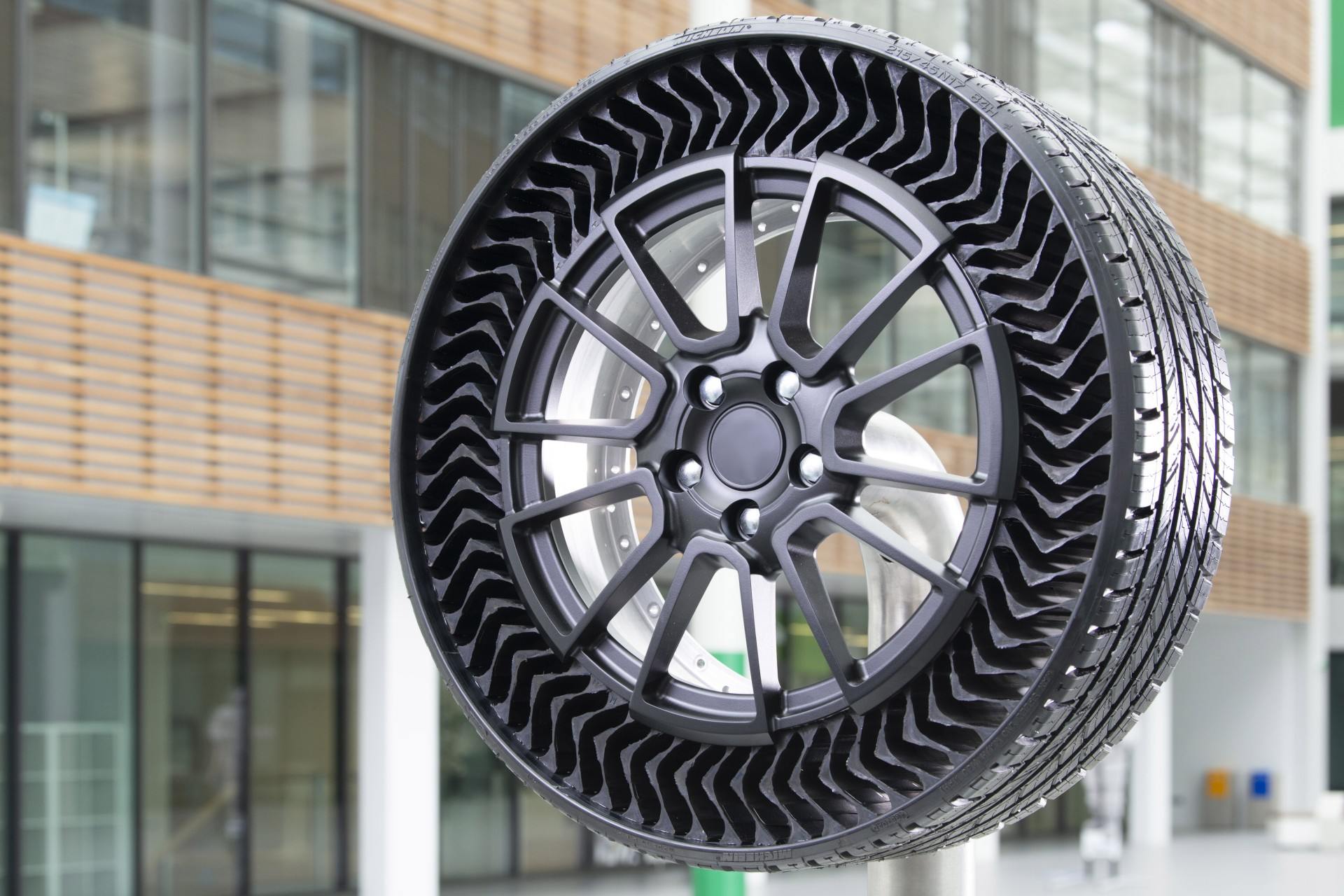 Michelin UPTIS, una nueva generación para crear un neumático sin aire