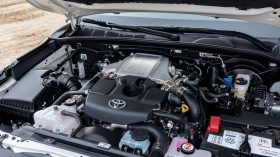 Toyota Hilux Legend Black (40)