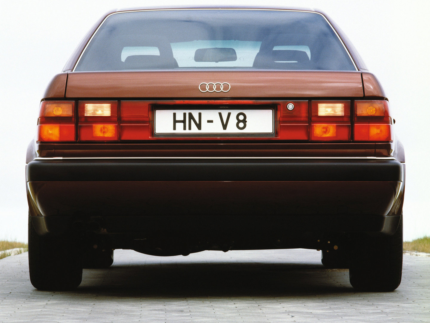 Audi V8 (C4)