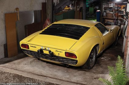 1969 Lamborghini Miura P 400 S Barn Find (17)