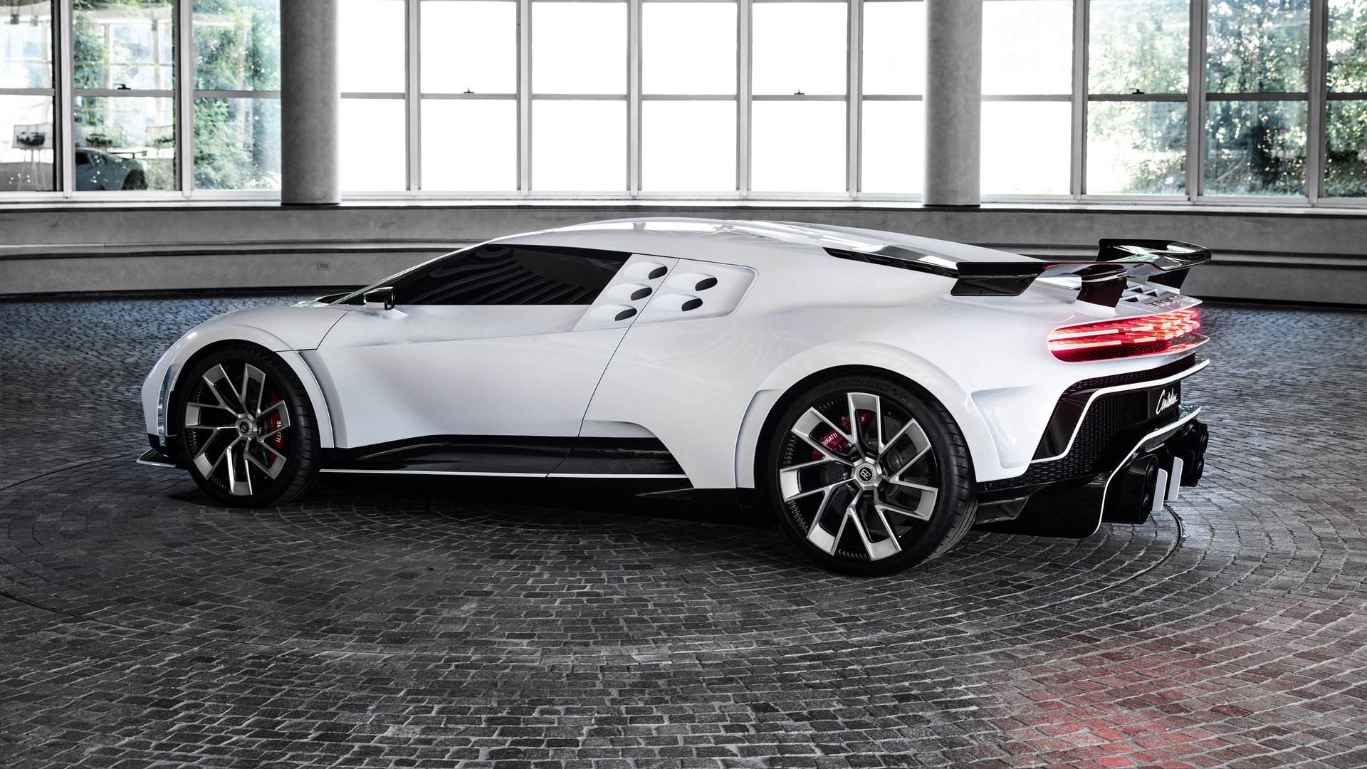 El Bugatti Centodieci de 1.600 CV se presenta en sociedad