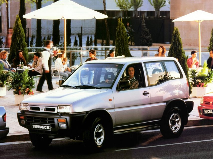 Nissan Terrano II 4