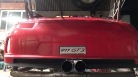 Porsche 911 juguete motor moto KTM (5)
