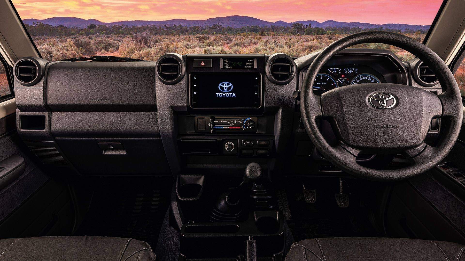 Toyota Land Cruiser Namib Exterior (3)
