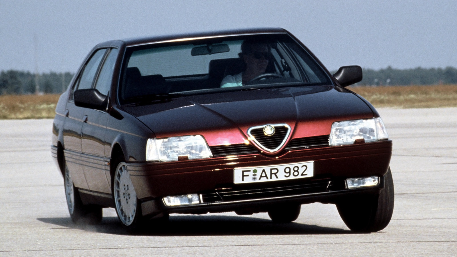 Coche del día: Alfa Romeo 164 2.0 V6 Turbo