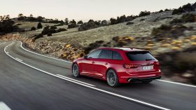 Audi RS4 Avant 2020 (4)