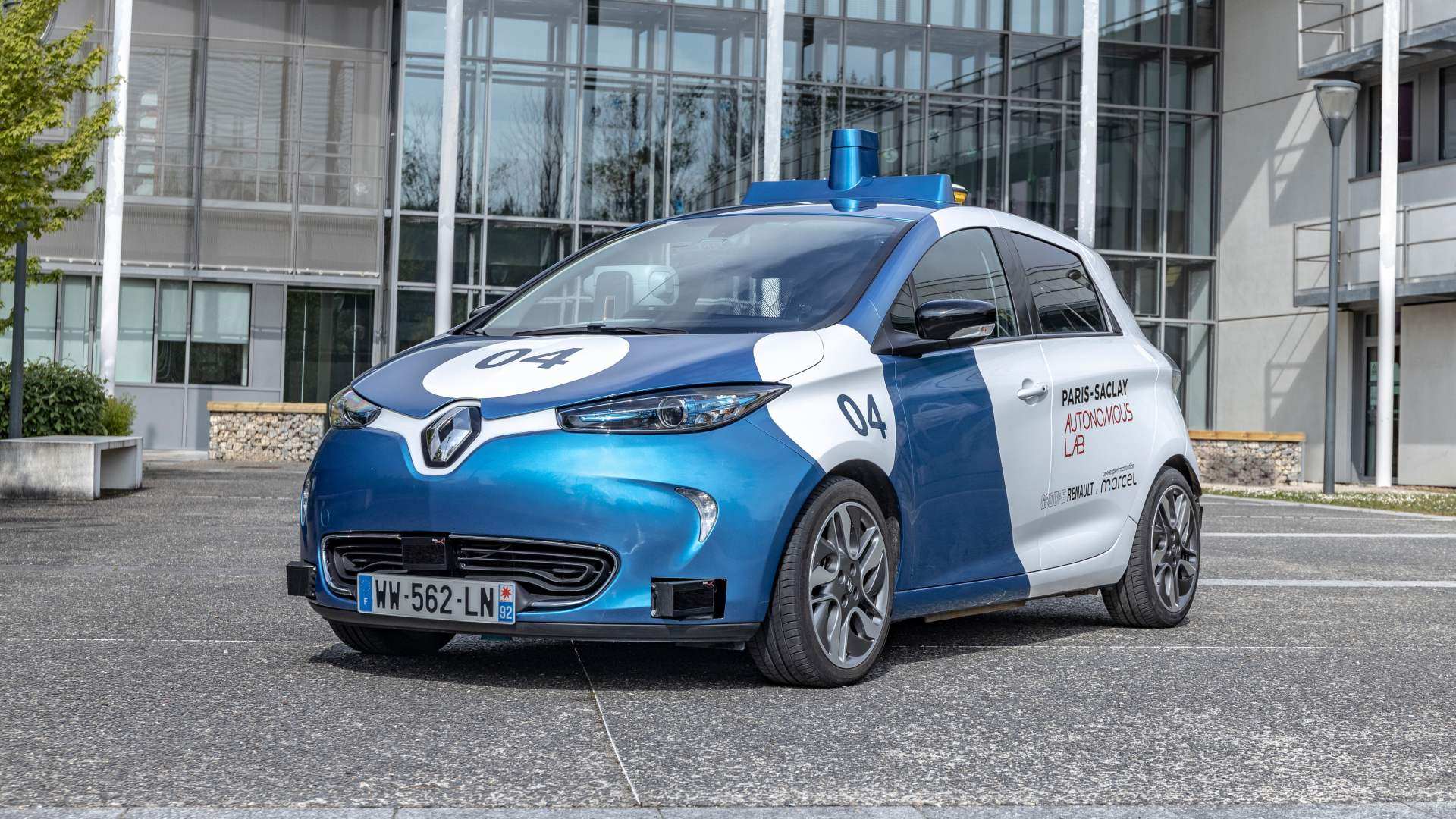 Renault inicia un experimento sobre coches eléctricos, autónomos y compartidos