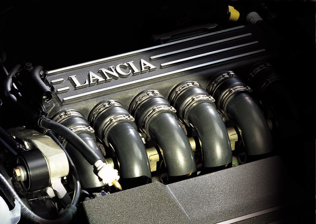 Lancia Thesis 4