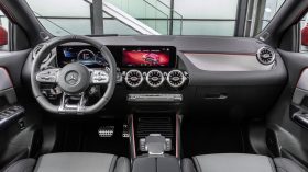 Mercedes AMG GLA 35 2020 (17)