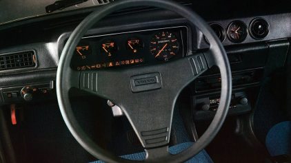 Volvo 343 interior 1976 2