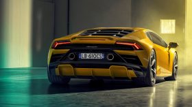 Lamborghini Huracan EVO RWD 2020 (17)