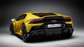 Lamborghini Huracan EVO RWD 2020 (3)