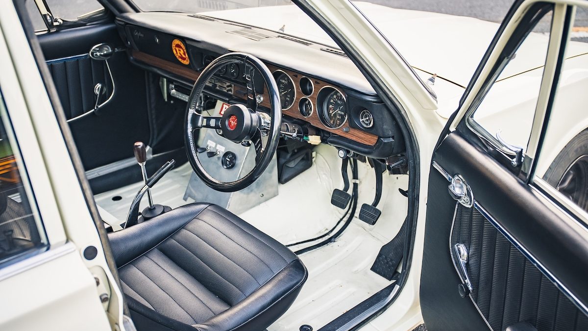 1969 Nissan Skyline 2000 GT R (10)