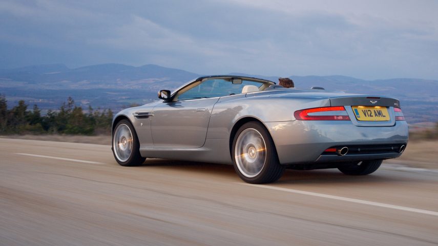 Aston Martin DB9 Volante 2004 4