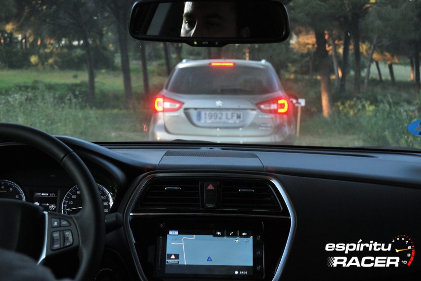 Contacto Suzuki S Cross SHVS 48V 13