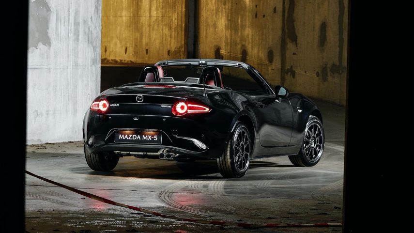 Mazda MX 5 Eunos Edition 2020 Francia (1)