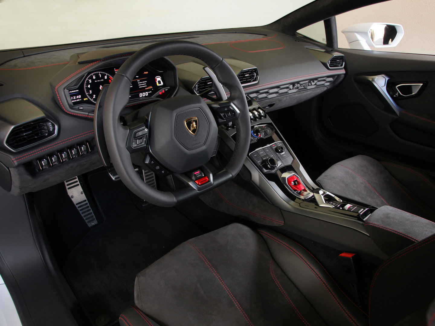 Lamborghini Huracan LP 610 4 interior