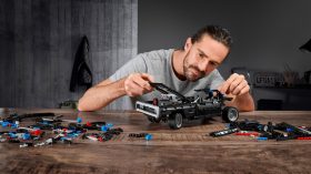 LEGO Dodge Charger Fast and Furious (6)