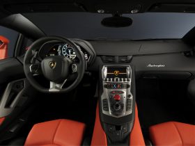Lamborghini Aventador Coupe LP700 4 2