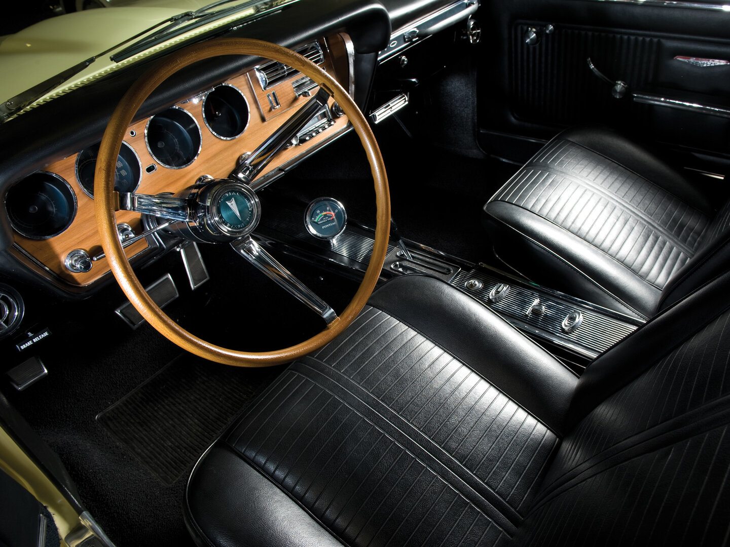 1966 Pontiac Tempest GTO Hardtop interior
