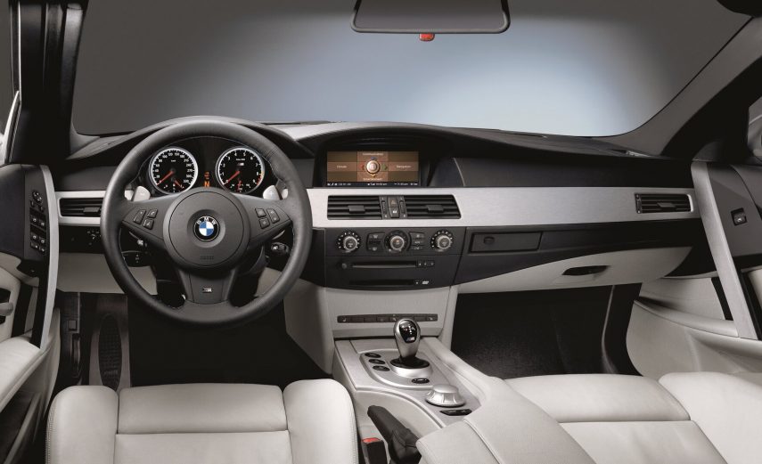 BMW M5 E60 7