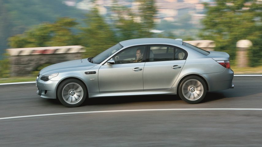 BMW M5 E60 8