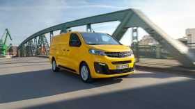 Opel Vivaro e 2020 04