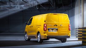 Opel Vivaro e 2020 06