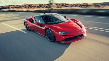 ferrari sf90 stradale (1)