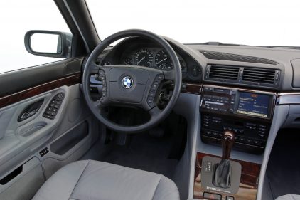BMW 750iL E38 1