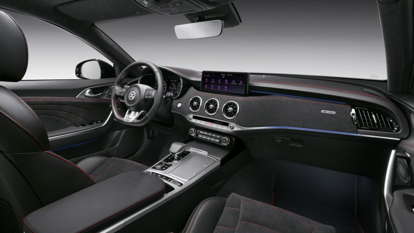 KIA Stinger 2021 (6)