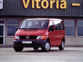 25 anos Mercedes Benz Vito 02