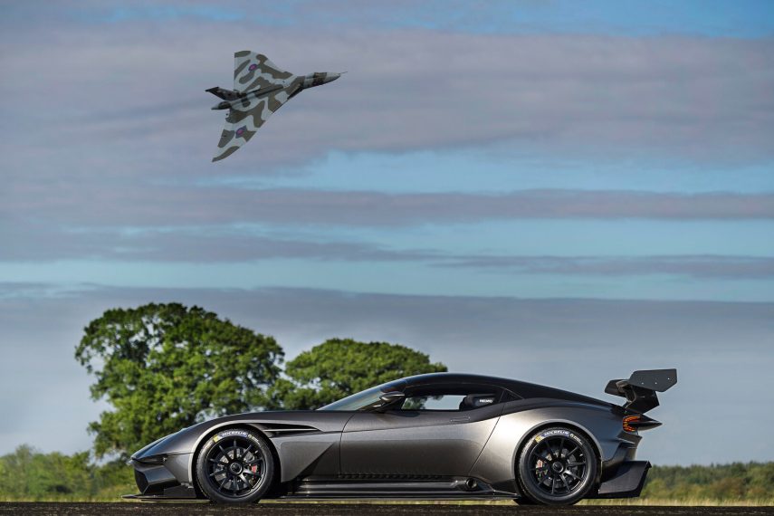 Aston Martin Vulcan 2