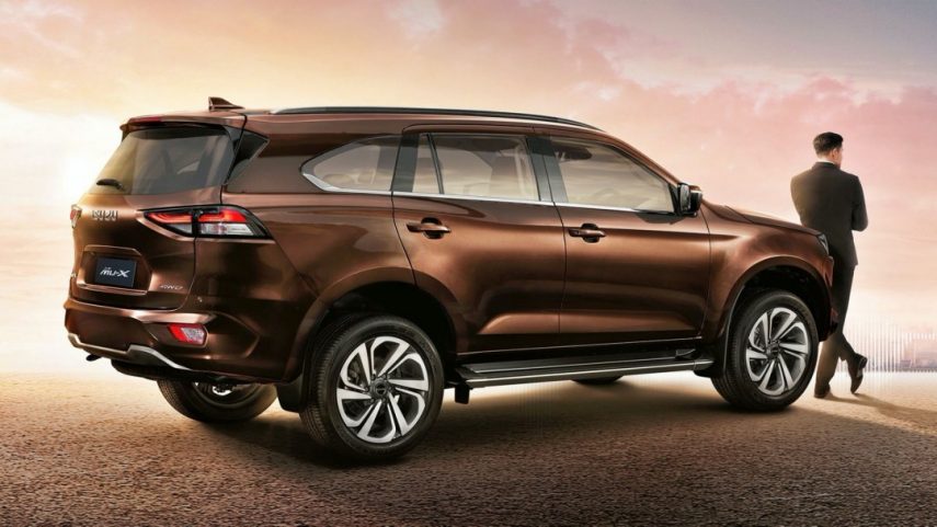 Isuzu MU X 2021 (2)