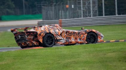 Lamborghini Speedster teaser 2020