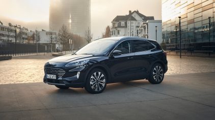 Ford Kuga Hybrid 2020 (1)