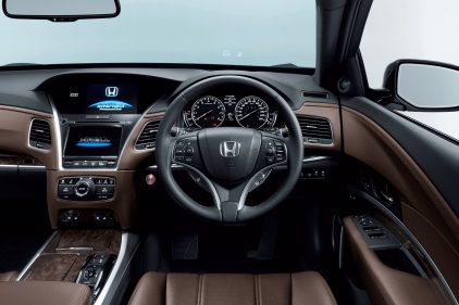 Honda Legend Hybrid JDM 2018