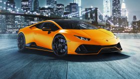 Lamborghini Huracán EVO Fluo Capsule 2020 (1)