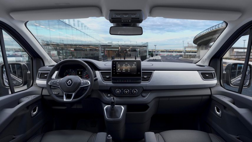 Renault Trafic 2021 (3)