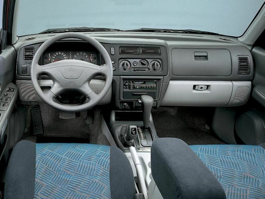 Mitsubishi Montero Sport 5