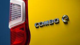 Opel Combo e Cargo 2021 (8)