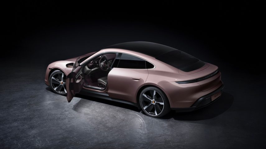 Porsche Taycan 2021 (3)