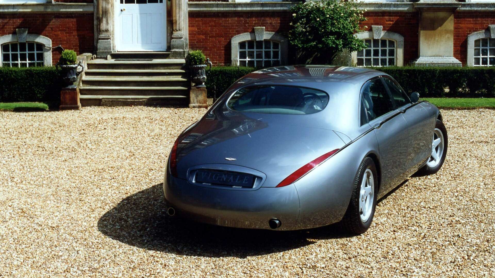 Aston Martin Lagonda Vignale 4