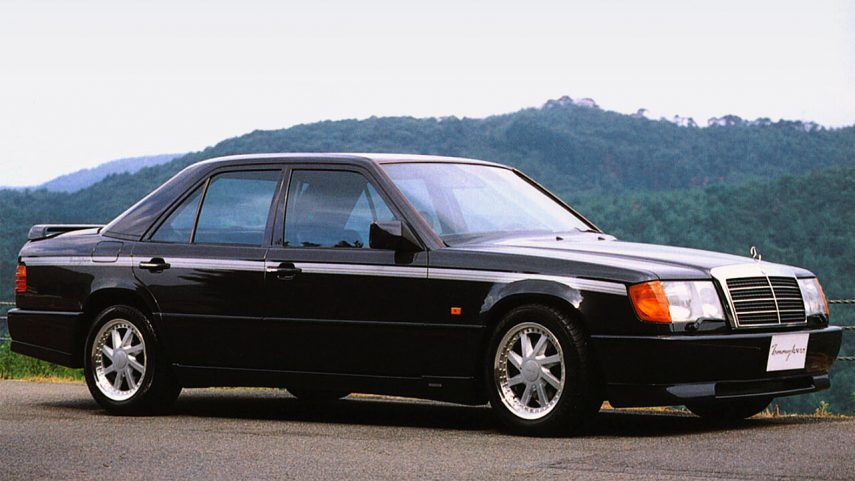 tommykaira-m30e-w124-1-855x481.jpg