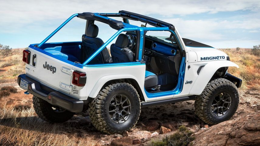 2021 Jeep Wrangler Magneto Concept (2)
