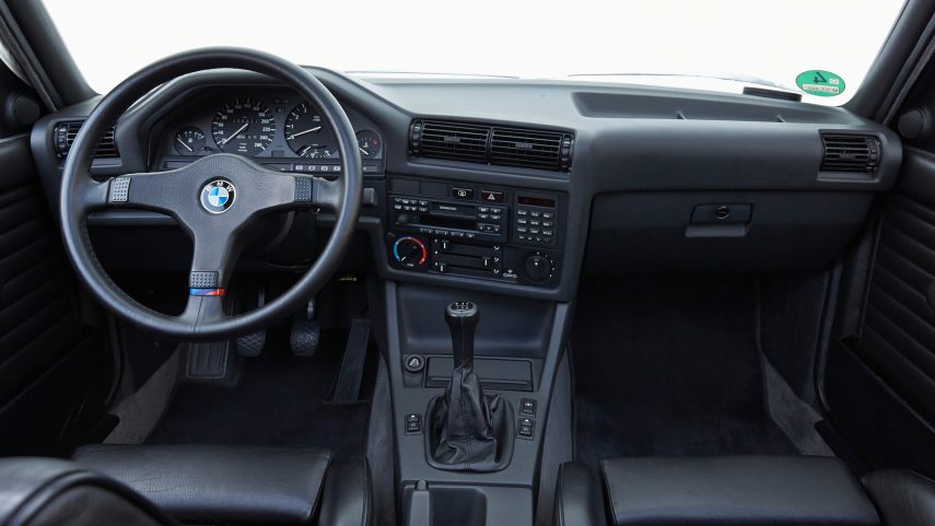 BMW 320is Coupe E30 4