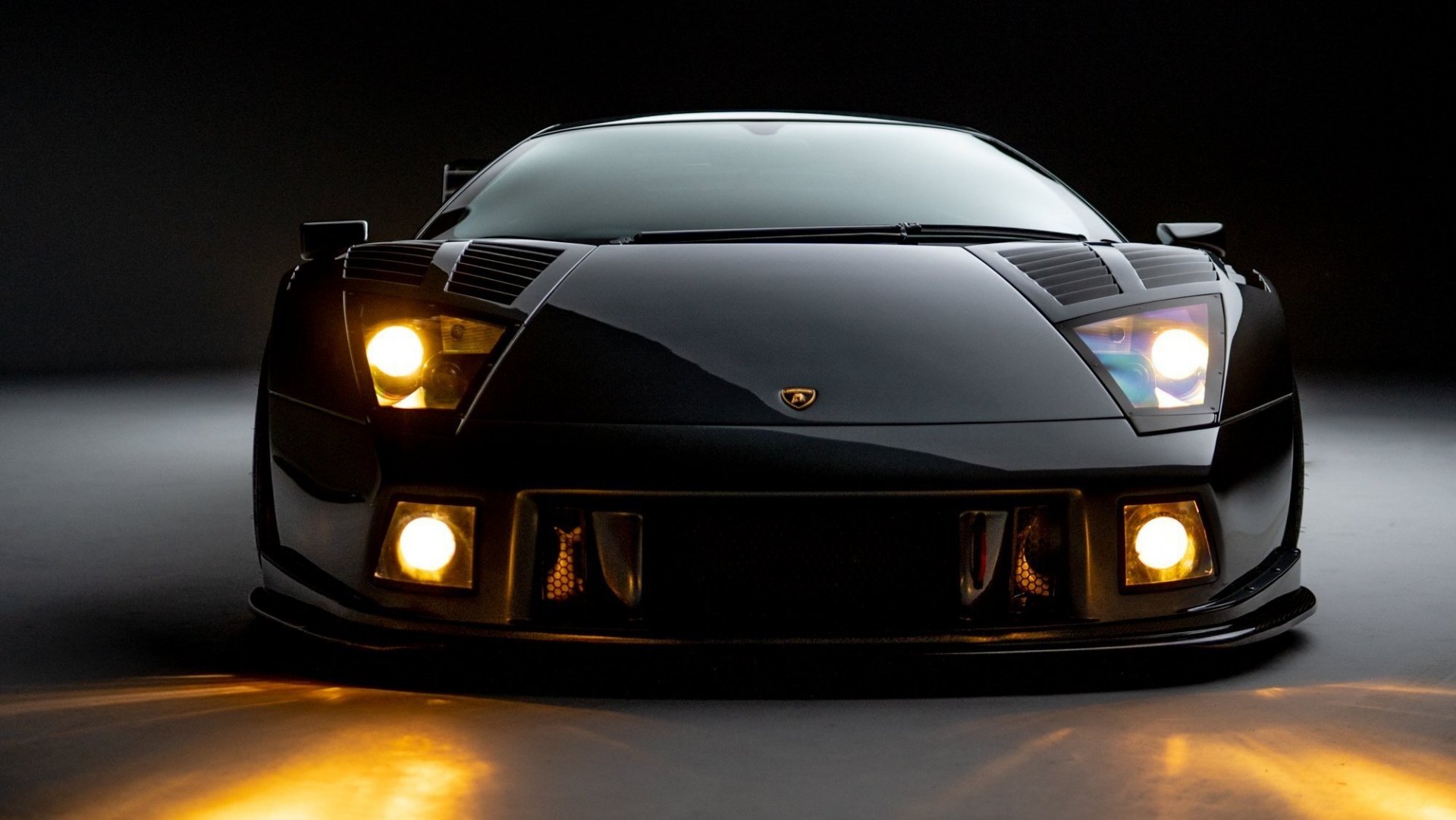 El Lamborghini Murciélago “GT1” de Driftworks es una oda a la automoción más pura
