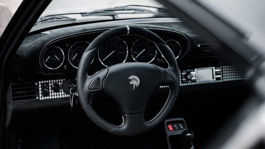 Porsche 911 Turbo 964 Ares Design Restomod (7)