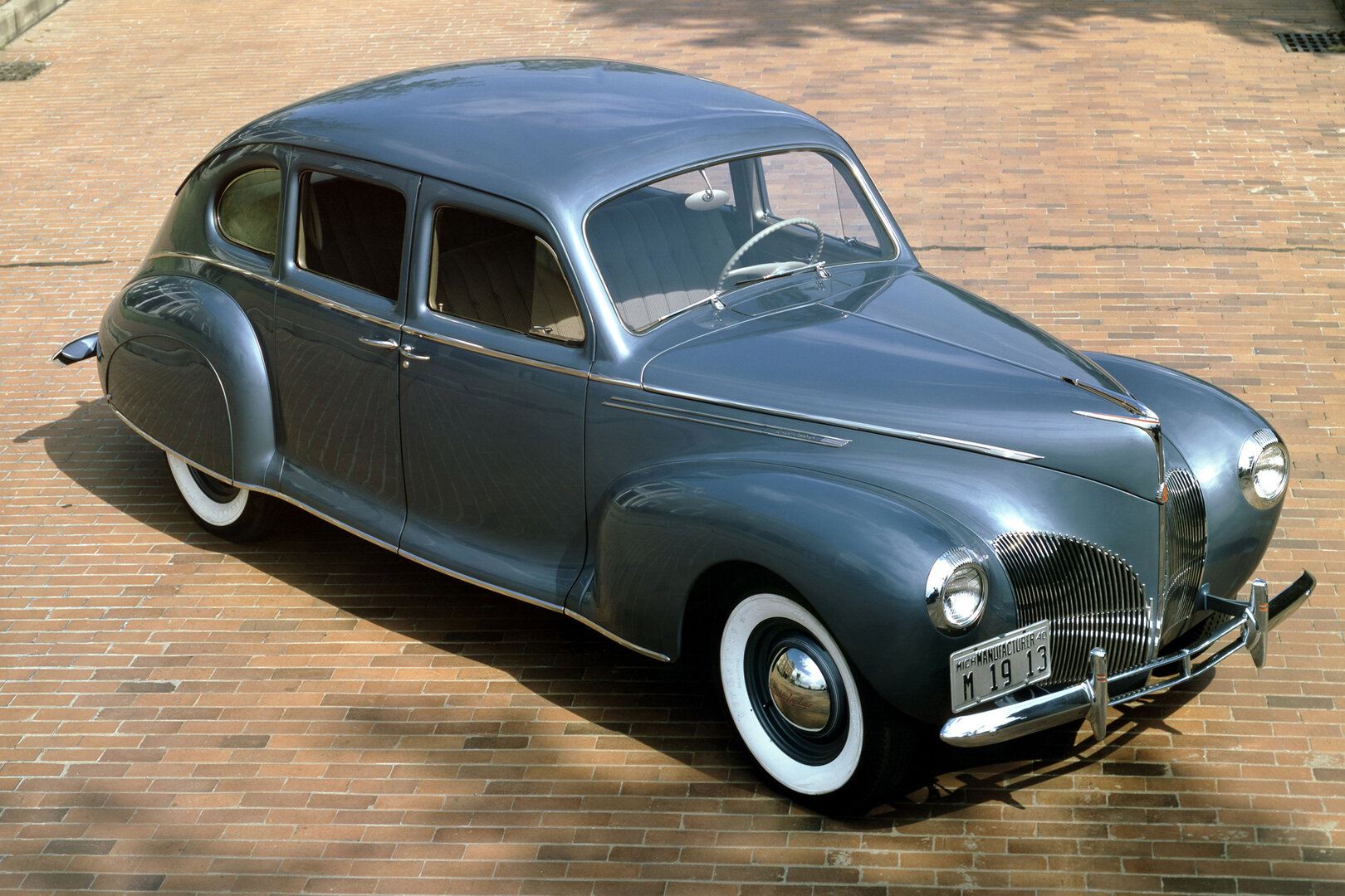1940 Lincoln Zephyr Sedan