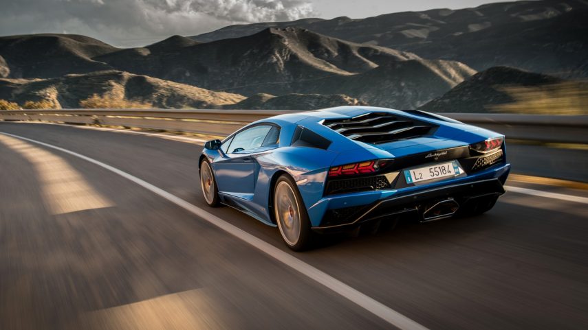 lamborghini aventador s